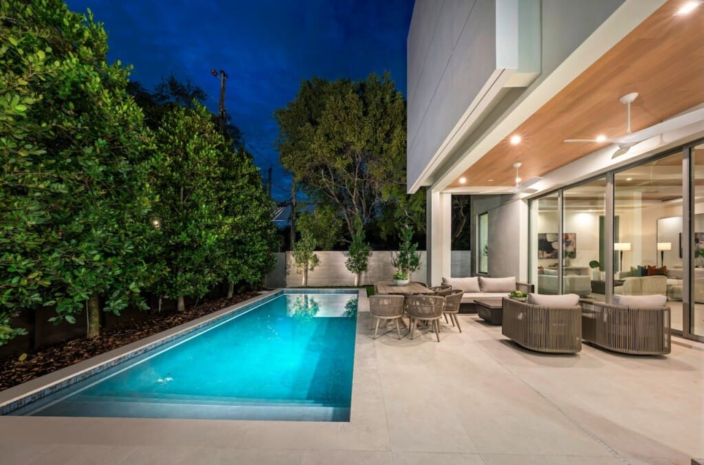 siesta key home watch luxury property pool